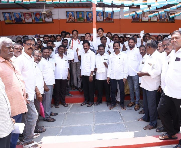 136 మంది లబ్ధిదారులకు రూ.49.45 లక్షల చెక్కులు పంపిణీ - Udayam