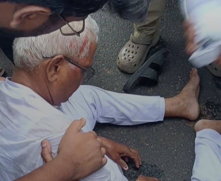 RTC బస్సు ఢీకొని గాయాల పాలైన వృద్ధుడు - Udayam