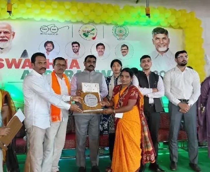మామిడిపల్లి అంగన్వాడీ కేంద్రానికి స్వచ్ఛ అవార్డు - Udayam