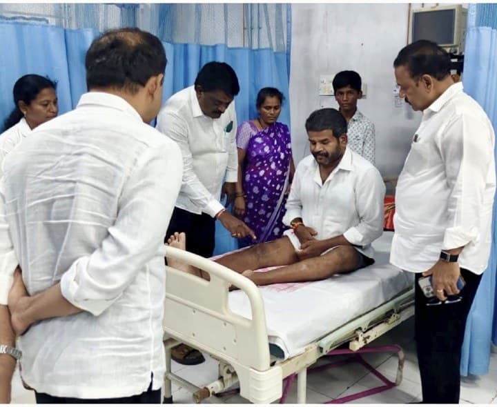 ​పరిగి ఎమ్మెల్యే పరామర్శ