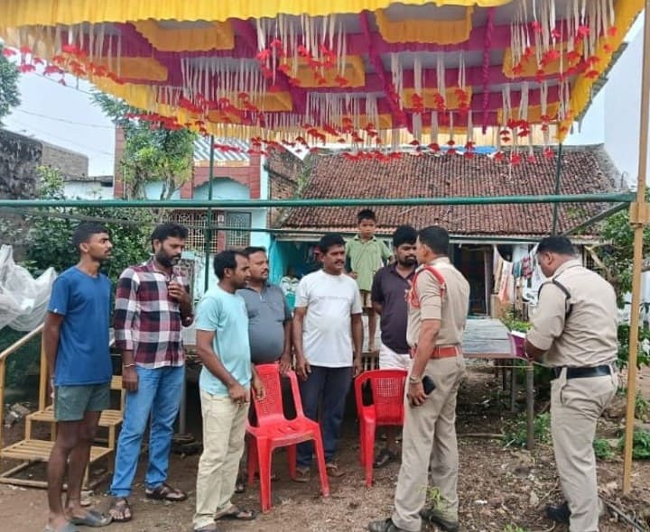వినాయక మండపాల నిర్వాహకులు నిబంధనలు పాటించాలి - Udayam