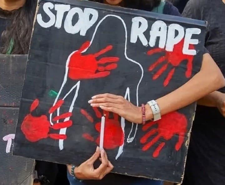 ఢిల్లీలో దారుణం.. 17ఏళ్ల బాలికపై మైనర్ల గ్యాంగ్ రేప్
