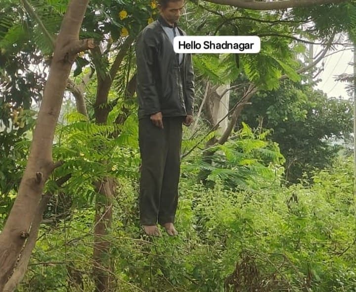 చెట్టుకు వేలాడిన శవం.. షాద్‌నగర్‌లో కలకలం