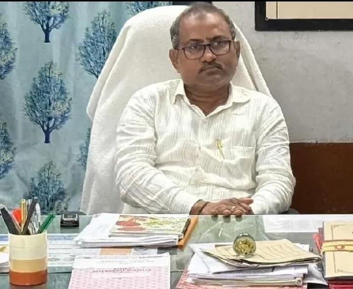 మన్యం జిల్లాలో అన్ని ప్రభుత్వ, ఎయిడెడ్, ప్రైవేట్ పాఠశాలలకు రేపు సెలవు - Udayam