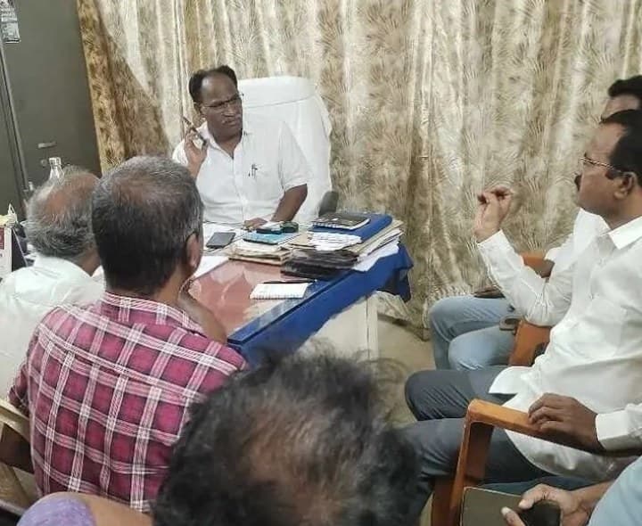 ఆముదాలవలసలో ప్లాస్టిక్ నిషేధ సమావేశం - Udayam