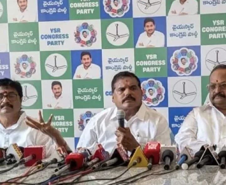 నా కూతురు పోటీ చేస్తుందని నేనెక్కడా అనలేదు - Udayam