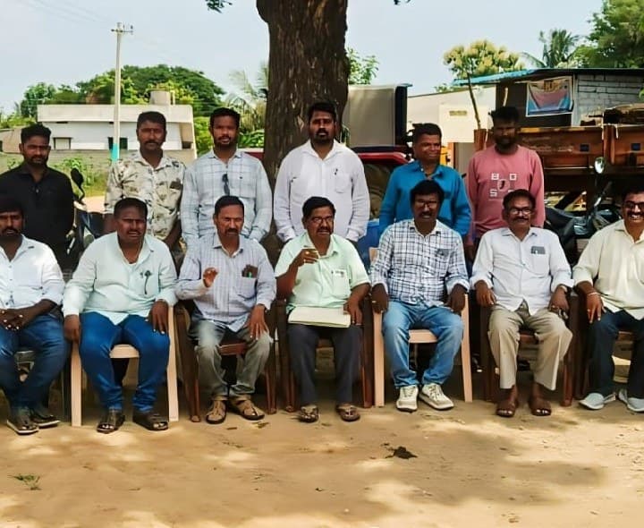 జర్నలిస్టుల సంక్షేమానికి చొరవ చూపాలి - Udayam