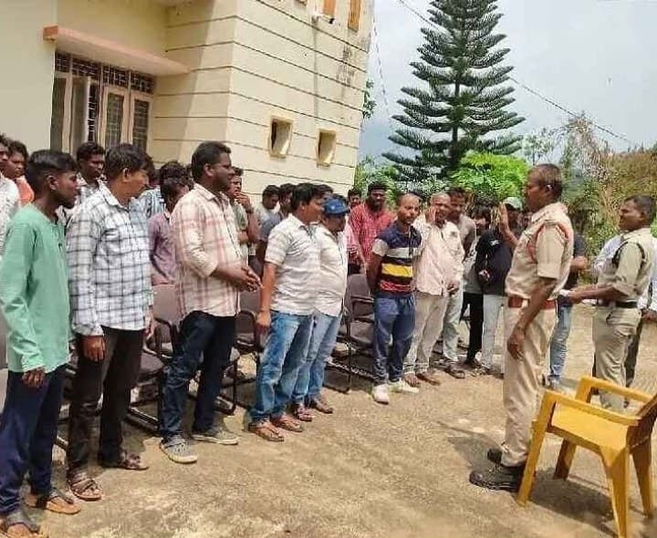 డీజేల వినియోగం పై పోలీసులు మరోమారు హెచ్చరిక - Udayam