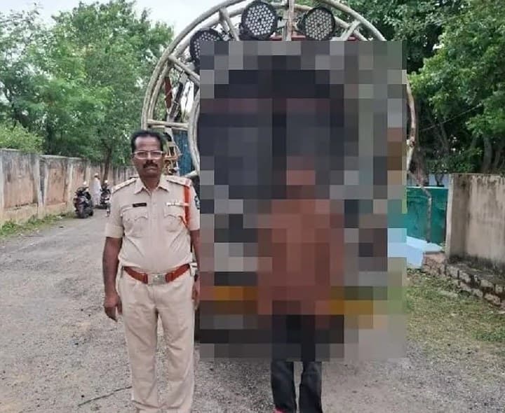 డీజే సీజ్.. యజమానిపై కేసు నమోదు - Udayam