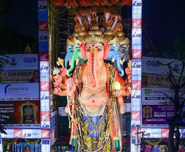 ఖైరతాబాద్ బడా గణేష్ తరలే మార్గం