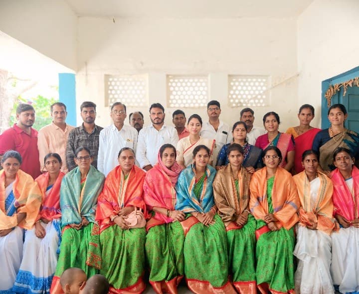 అంగన్‌వాడీ కేంద్రంలో అంగన్ మిలన్ సేవ - Udayam