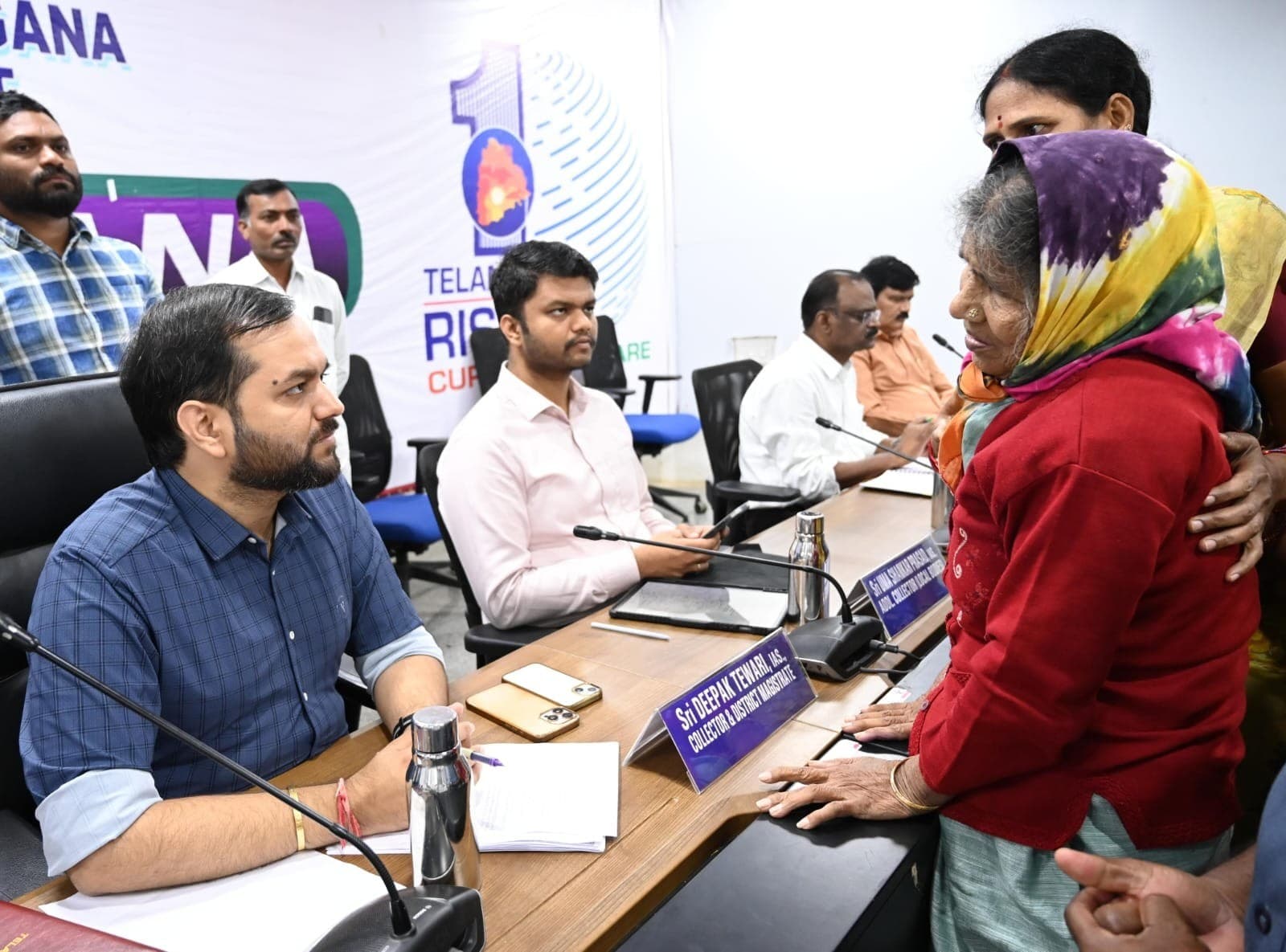 వికారాబాద్ ప్రజావాణికి 165 ఫిర్యాదులు.. త్వరిత పరిష్కారానికి కలెక్టర్ ఆదేశం