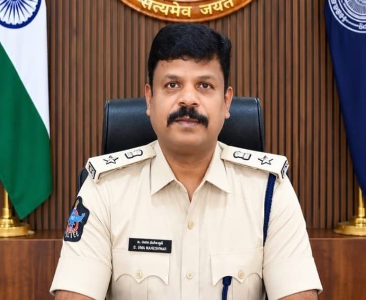 వృద్ధురాలితో సీఐ దురుసు ప్రవర్తనపై విచారణ - Udayam