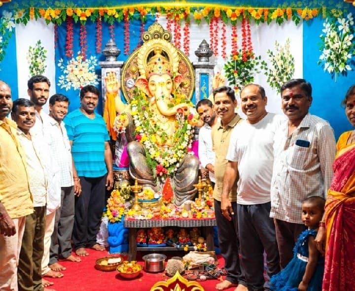 ముతుల్లో వినాయక నిమజ్జన శోభయాత్ర ఉత్సవాల సందర్భంగా పూజలు - Udayam