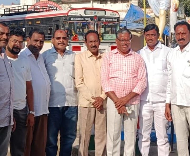 కాంగ్రెస్ ఆధ్వర్యంలో గాంధీ జయంతి.. నేటి నుంచి ‘సేవ్ డెమోక్రసీ’ వారోత్సవాలు - Udayam