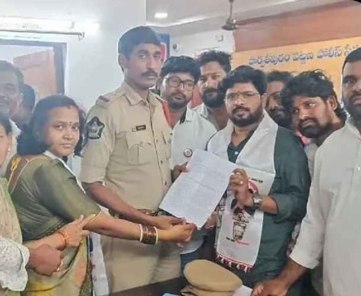 అసత్య ప్రచారంపై జనసేన పిర్యాదు - Udayam