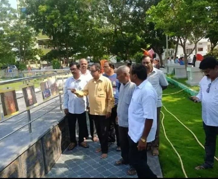 శ్రీకాకుళంలో ఫోటో ఎగ్జిబిషన్ ప్రారంభం - Udayam