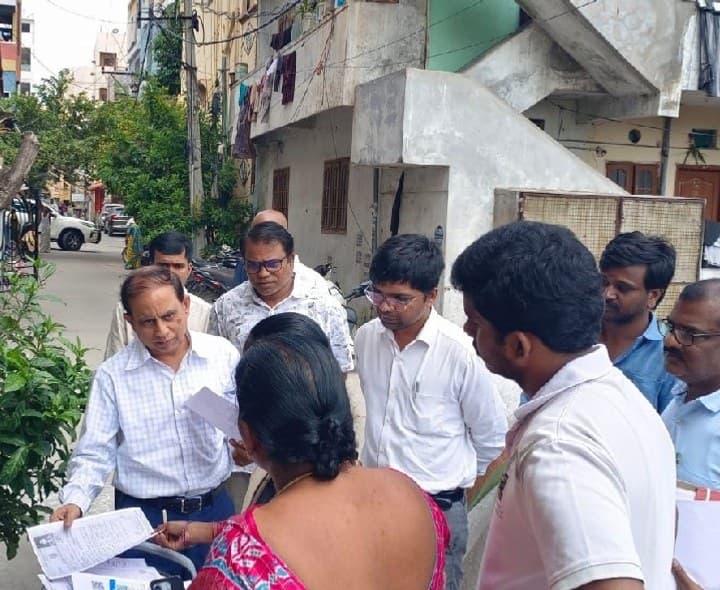 ఓటర్ల సవరణ పరిశీలించిన సీఈవో - Udayam