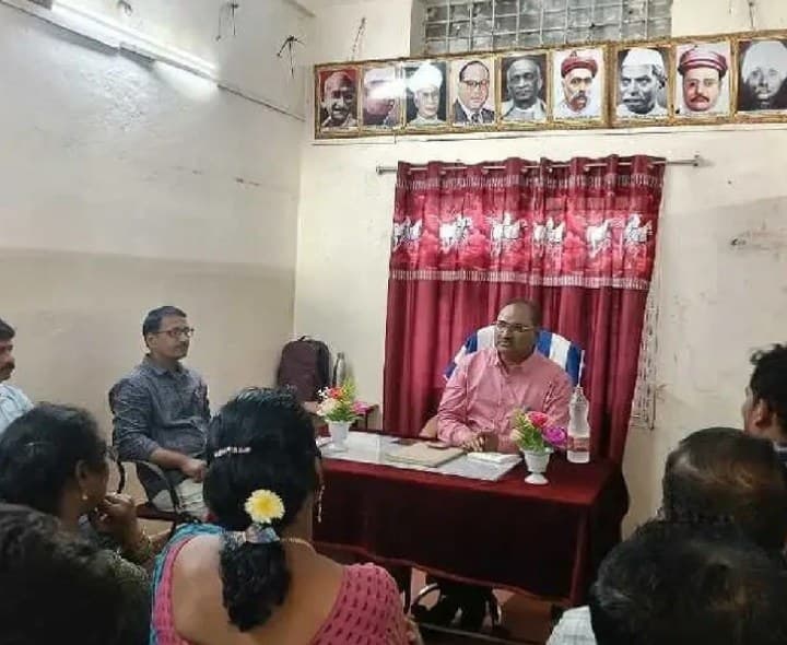 విద్యార్థుల అభివృద్ధికి కృషి చేయాలి - Udayam