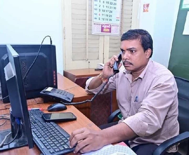 కాకినాడజిల్లాలో అత్యవసర ఫోన్ నంబర్లు ఇవే - Udayam