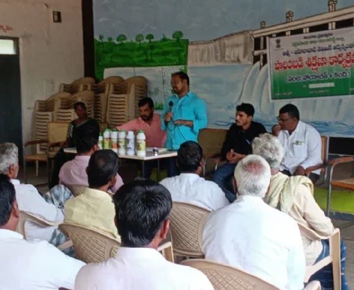 పోలం బడిలో రైతులకు సాగుపై అవగాహన