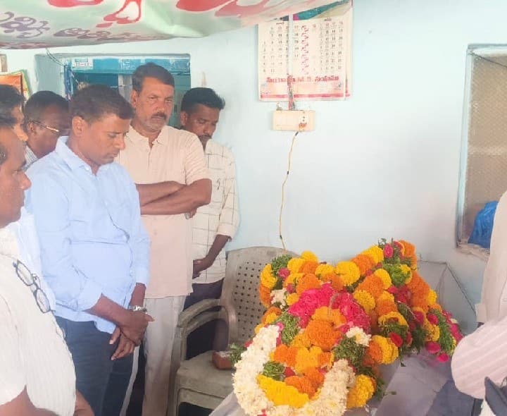 బాధితులను పరామర్శించిన ఎమ్మెల్యే సోదరుడు - Udayam