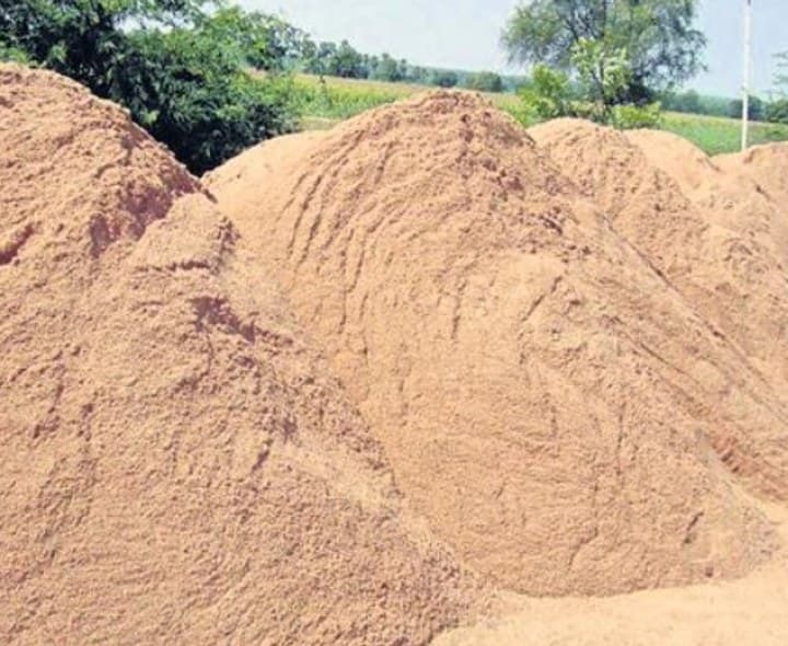 ఇసుక సమస్యకు పరిష్కారం ఎప్పుడు - Udayam