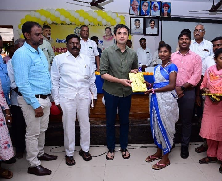 చిత్తూరులో ఘనంగా ప్రపంచ ఆదివాసీ దినోత్సవ వేడుకలు