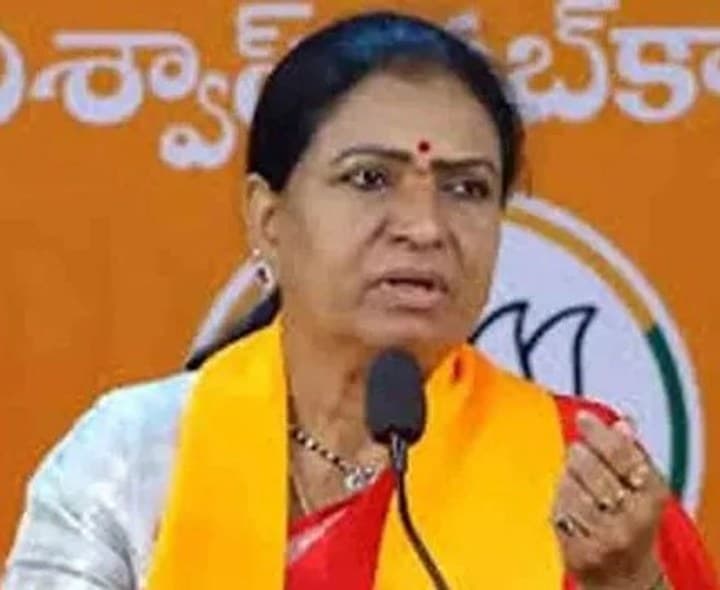 పాలమూరు వర్సిటీకి ₹300 కోట్లు కేటాయించాలి
