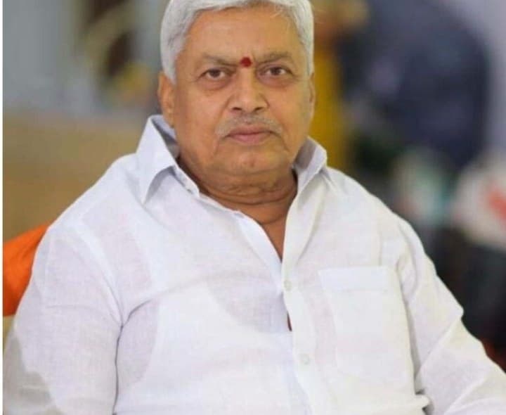 తాండూరులో 72.47% డిజిటైజేషన్ పూర్తి: కరణం పురుషోత్తం రావు - Udayam Digital
