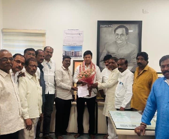 ముదిరాజ్‌ల సమస్యలపై ఎమ్మెల్యే హామీ - Udayam