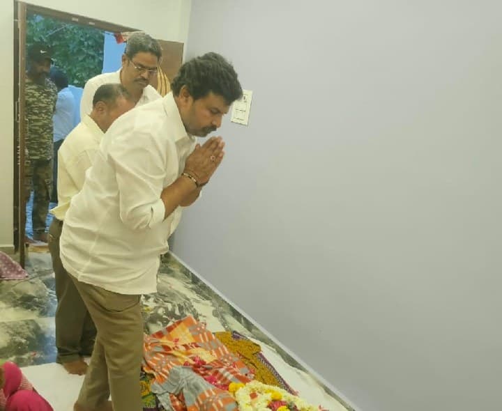 జర్నలిస్ట్ శ్రీనివాస్ మృతికి సంజీవ్ ముదిరాజ్ సంతాపం - Udayam