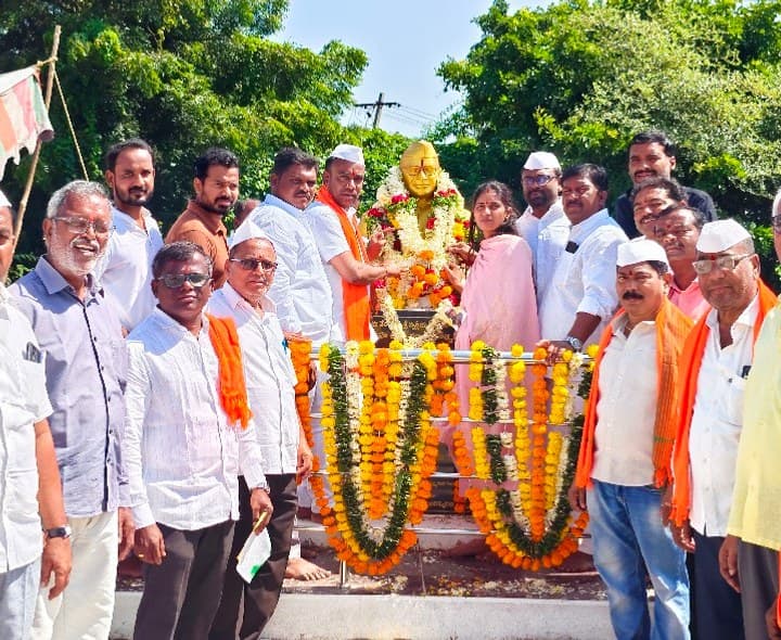 ఆర్మూర్‌లో కొండా లక్ష్మణ్ బాపూజీకి ఘన నివాళులు - Udayam
