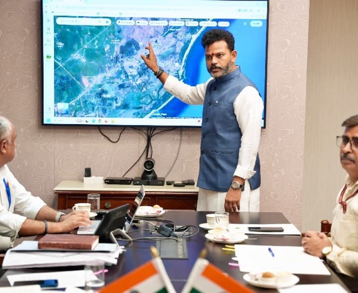 శ్రీకాకుళంలో స్మెల్టర్ కు ప్రతిపాదన - Udayam