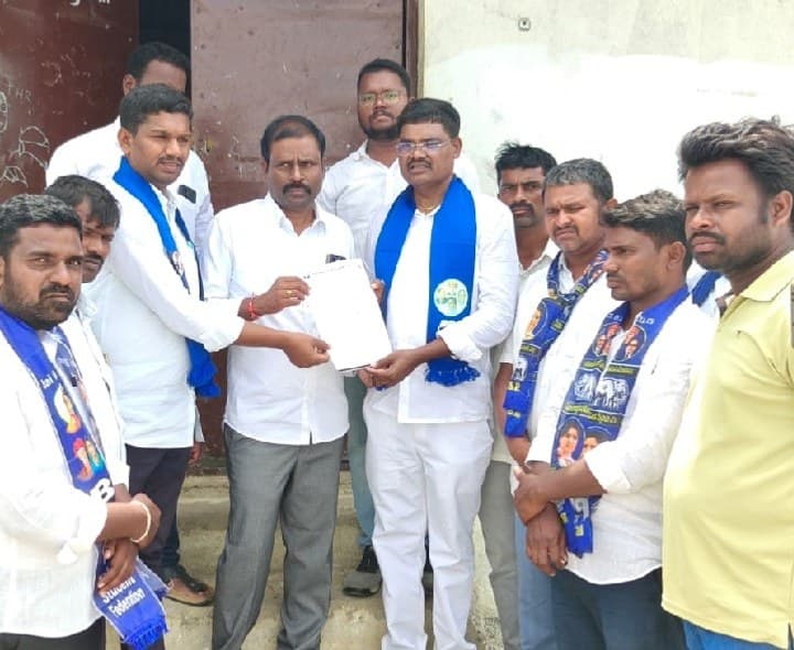విద్యార్థి భారత్ యాదవ్ ఆత్మహత్యకు కారణమైన వారిపై కఠిన చర్యలు తీసుకోవాలి - Udayam