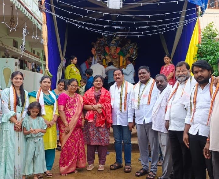 విగ్నేశ్వరస్వామి ఆశీస్సులు ప్రజలందరిపై ఉండాలి - Udayam