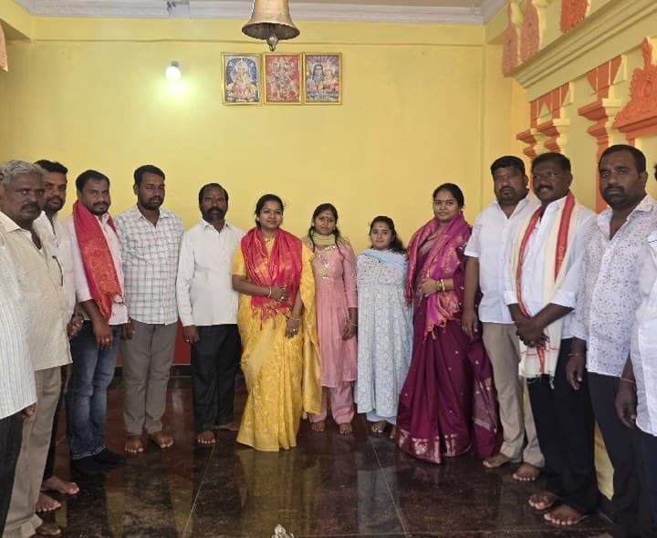 అలంపల్లి దుర్గామాత ఆలయంలో డా. ఏ. చంద్రప్రియ ప్రత్యేక పూజలు