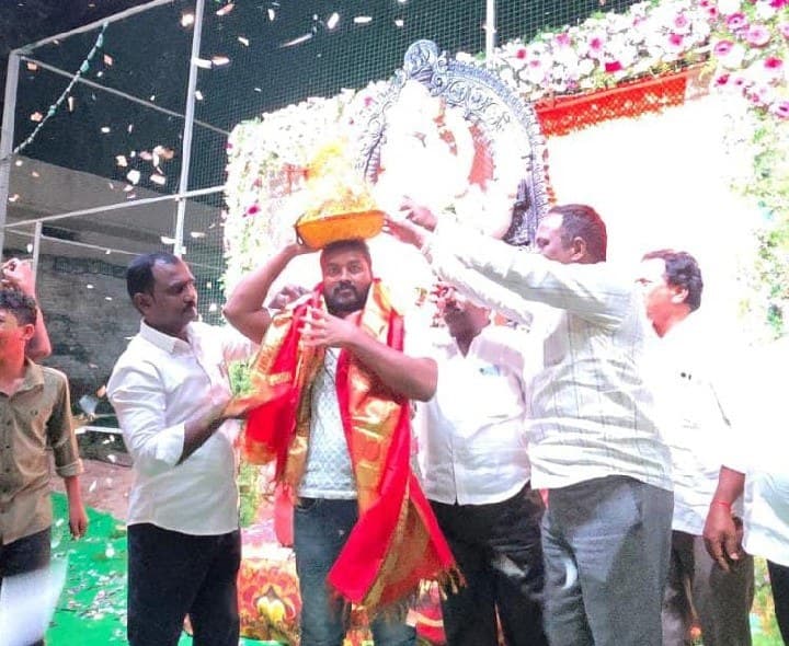 షాద్నగర్ లో రూ.2.22 లక్షలకు లడ్డూ - Udayam