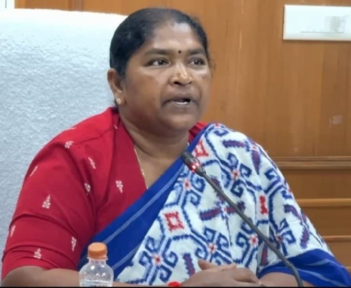 మంత్రి సీతక్క ములుగు పర్యటన షెడ్యూల్ - Udayam