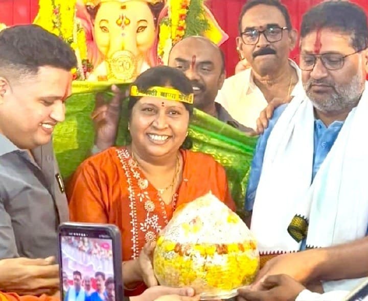 రికార్డు స్థాయిలో గణేష్ లడ్డు వేలం - Udayam