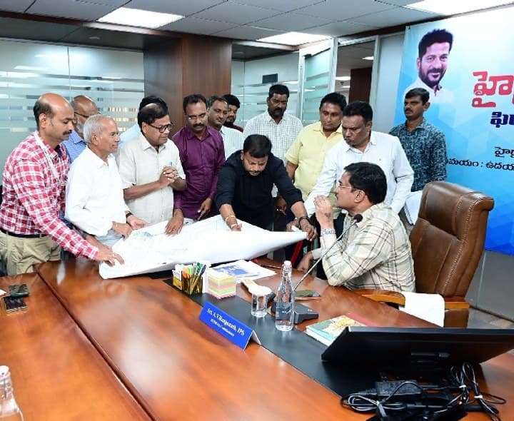 హైడ్రాకు లేఅవుట్ ఆక్రమణలపై 47 ఫిర్యాదులు - Udayam