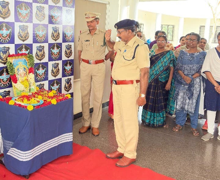 శ్రమ, నైపుణ్యం, క్రమశిక్షణకు విశ్వకర్మ స్ఫూర్తి - Udayam