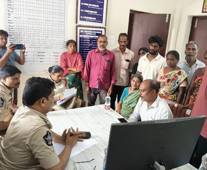 కాశీ- తమిళ్ సంగమం ఎక్స్‌ప్రెస్‌లో చోరీ