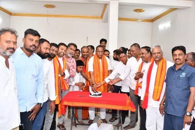 చిర్యాలలో ఘనంగా కేటీఆర్ జన్మదిన వేడుకలు.