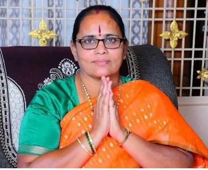 దేవనకొండ జడ్పీటీసీ రేసులో బొజ్జమ్మ? - Udayam