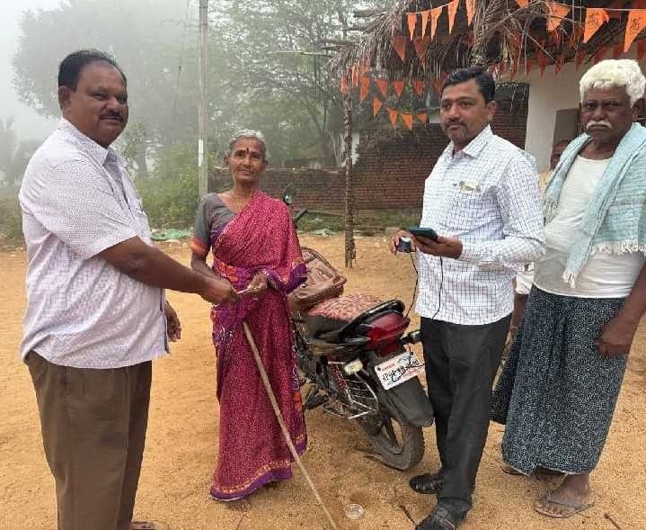 వీరబల్లిలో ఎన్టీఆర్ భరోసా పింఛన్లు - Udayam