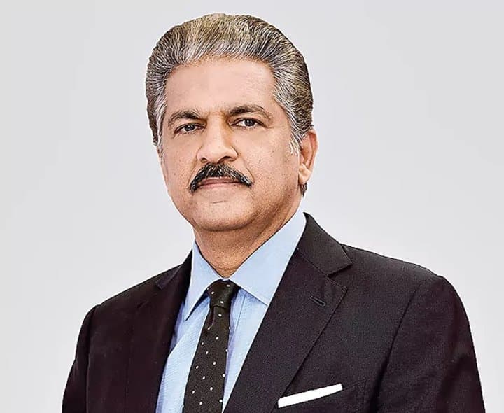 ప్రపంచ ఉత్పాదకత రంగంలో భారత్దే హవా: ఆనంద్ మహీంద్రా - Udayam Digital