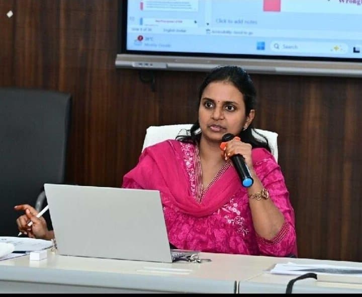 ఈ నెల 15 వరకే అవకాశం: కర్నూలు కలెక్టర్ - Udayam Digital