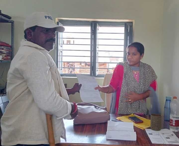 కమలాపూర్లో నిర్మాణ అనుమతులపై వివాదం - Udayam
