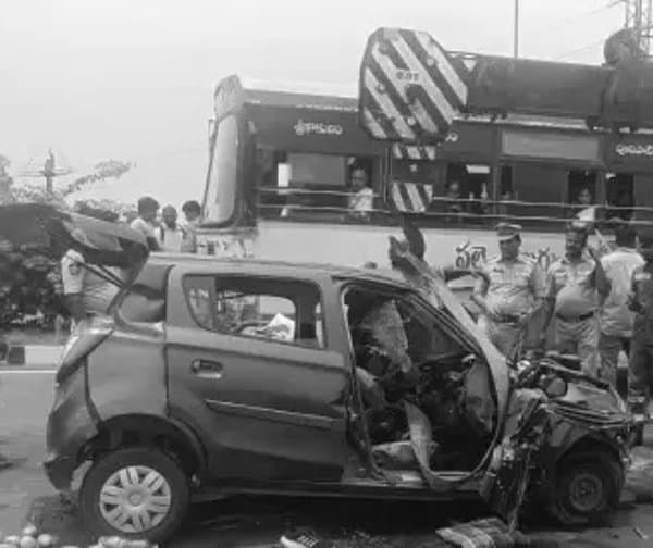 జాతీయ రహదారిపై ఘోర ప్రమాదం: తాతా-మనవరాలి మృతి - Udayam Digital